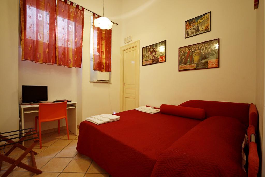 Ortigia Camere Con Vista Da Giulio B&B Syrakusa Exteriör bild