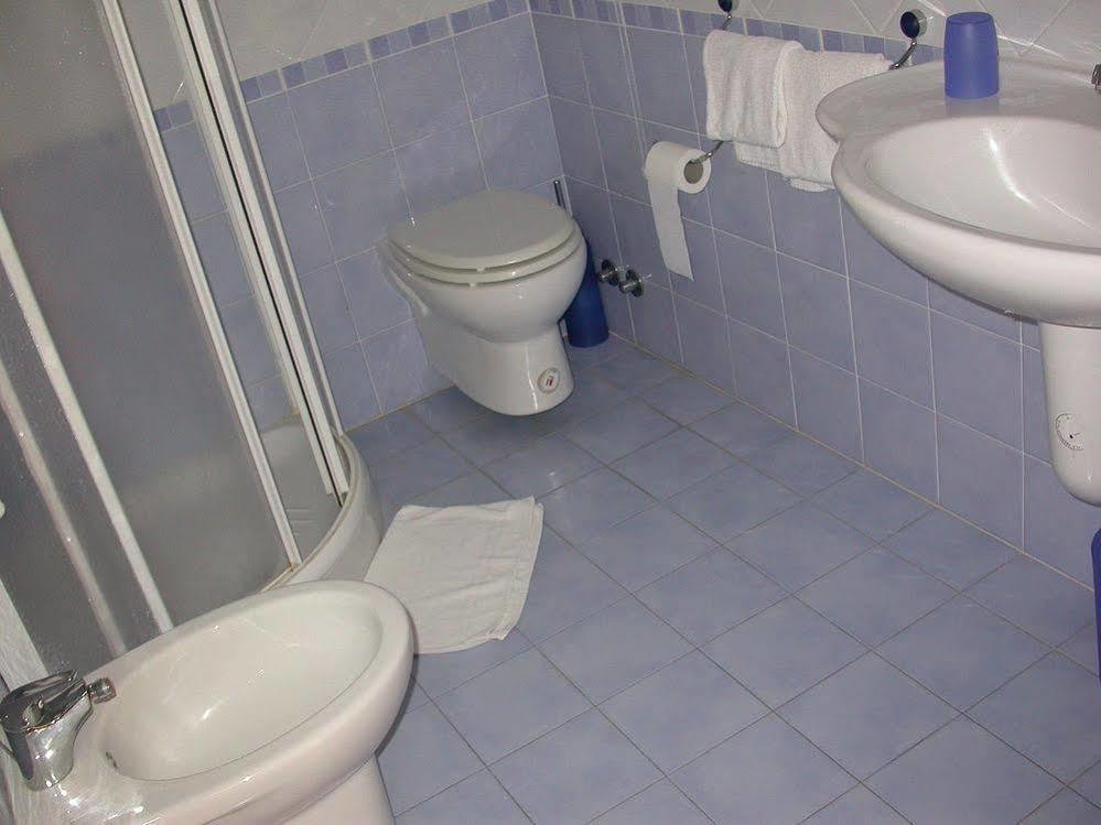 Ortigia Camere Con Vista Da Giulio B&B Syrakusa Exteriör bild